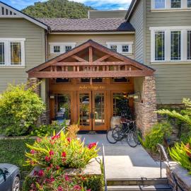 Avila Village Inn, hotel a Avila Beach