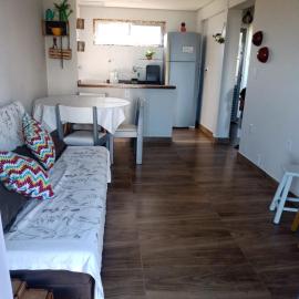 Apartamento a uma quadra da praia