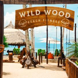 Wild Wood x Hansa Beach Fitness Resort, hotell i Thong Sala