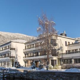 Innvik Fjordhotell, hotel em Innvik