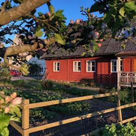 Ängaröds Gård, hotel in Ljungbyhed