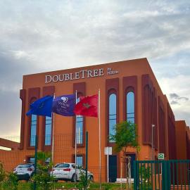 Viesnīca Doubletree By Hilton Ben Guerir Hotel & Residences pilsētā Benguerir