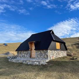 Etno katun Djedov do, hotel in Žabljak