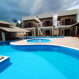 Villa Dubai Pousada, Restaurante e Pizzaria, hotel en Luís Correia