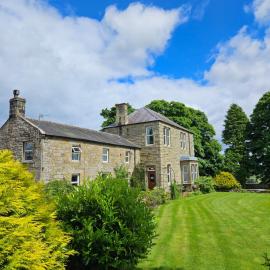 Dunns Houses Farmhouse B&B, hotel in Otterburn