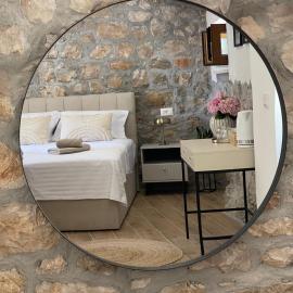 Monte Cristo Wines & Rooms, hotel en Kuna Pelješka