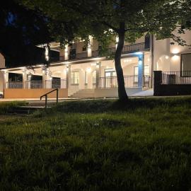 Pensiune Restaurant Perla, hotel a Sângeorz-Băi