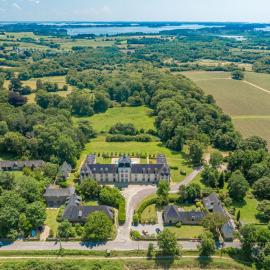 Villa Château De Kergonano- dans l'Orangerie-4 by Interhome