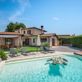 Holiday Home Campanero by Interhome, hotel a Kastav