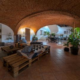 Villa con terrazzo e cortile privato 200m2 pet friendly