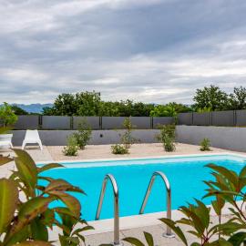 Holiday home Olive Hill、Brigのホテル