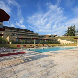 Ca' Del Lupo, viešbutis mieste Montelupo Albese