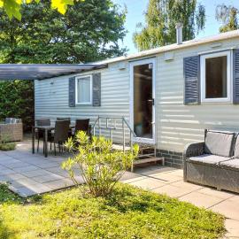 2 Bedroom Lovely Home In Heinkenszand, hotel in heinkenszand