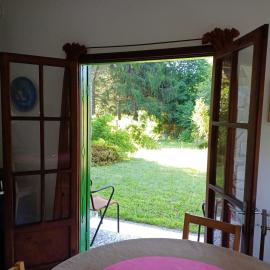 La casa di nonna Angela – hotel w mieście Sassello