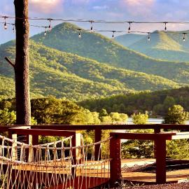 Glamping Container Treehouse by Hiawassee Glamping