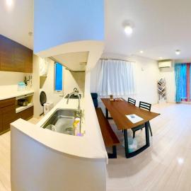 Js House, Hotel in Yokohama