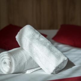 Brit Hotel Plaisance A9/A61, hotel em Narbona