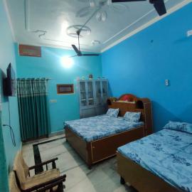 Shyam Homestay Front Room With Private Bathroom