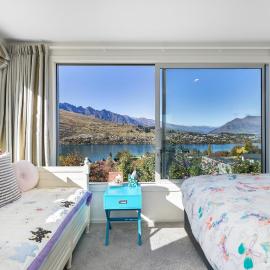 Amazing lake view room #2