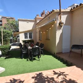 RNET - MT - Casa Can Carles, hotel u gradu Roses