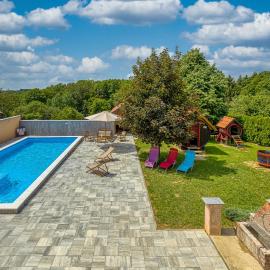 Pool & Sauna Countryside Retreat Klara - Happy Rentals