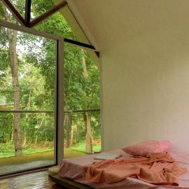 Cabin Camping at Balay Hilway, hotel i Sara