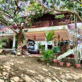 Jungle House Kep, מלון בקפ