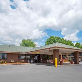 Quality Inn near Speedway, viešbutis mieste Vilksboras
