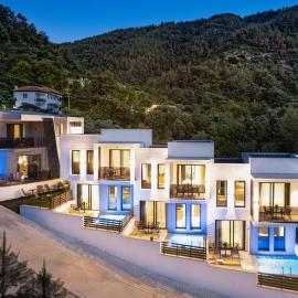 Pearl of Thassos