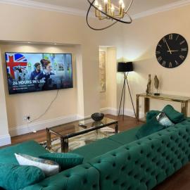 Glasgow Central Paradise - Spacious 3- Bed House, Hotel in Glasgow