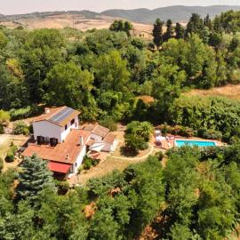 Villa Nerone B&B, hotel a Lorenzana