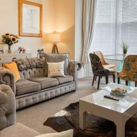 Strathmore apt Scarborough, pool, gym, parking, hotel a Scarborough