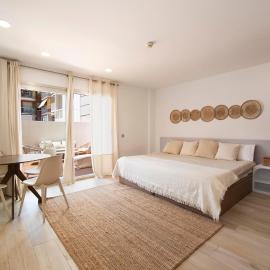 Aparthotel Centric, hotell i Castelldefels