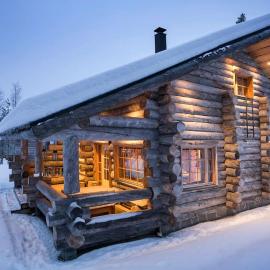 Elegant and Cosy Log Lodge Villa Aurora
