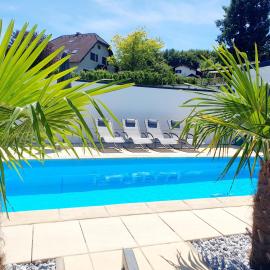 Luxury Villa Vienna, hotel in Mauerbach