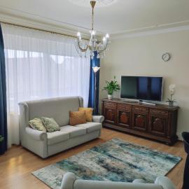Várnegyed Apartman, Hotel in Dunaföldvár