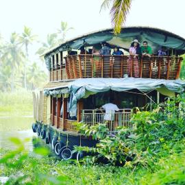 Rajahamsam Houseboat, hotel in Kumarakom