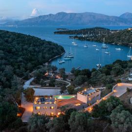 Amphitheatro Boutique Hotel, hotel Meganísziben