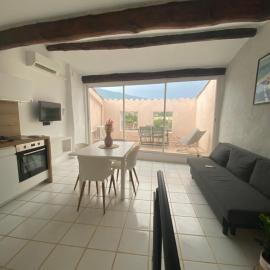 Appartement Bedoin avec vue sur le Mont Ventoux, hotel a Bédoin