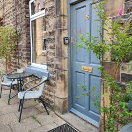The Cobbles - Central, Parking, Netflix & Woodburner, hotel in Hebden Bridge