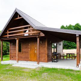 Domek Nad Strugą, hotell i Goniadz