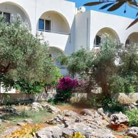 Villa Chariklia Studios, Hotel in Kambiá