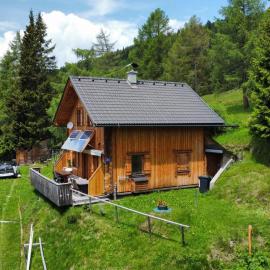 Almhütte Tschiernock, hotel di Seeboden