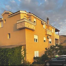 Apartman2, hotel a Bašelovići