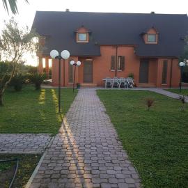 Vila Elio Guest House, Hotel in Divjaka