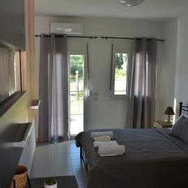 Chliara apartments by Tzalas, ξενοδοχείο στη Σκάλα Ερεσού