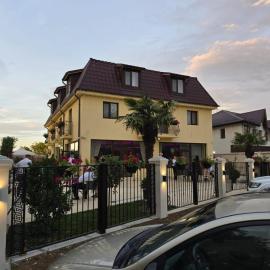 Mihai Palace, Hotel in Buftea