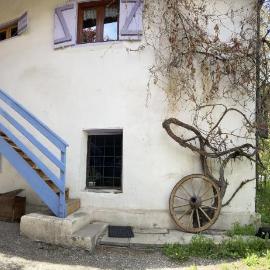 Gîte Le Moulin papillon, hotel in LʼArgentière-la-Bessée