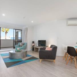 Stylish and Spacious, Downtown Mount Maunganui