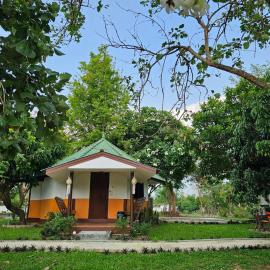 Holiday Resort Rimping, hotel a Ban Nong Khong